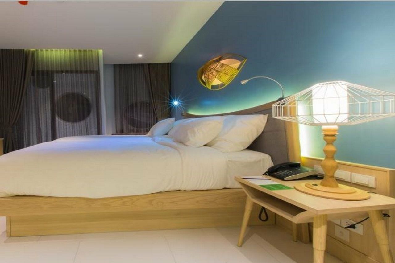 Hotel Beyond Patong Exterior foto